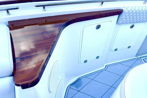 48ft HCB Yacht For Sale