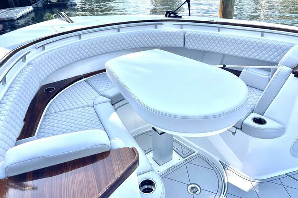 48ft HCB Yacht For Sale