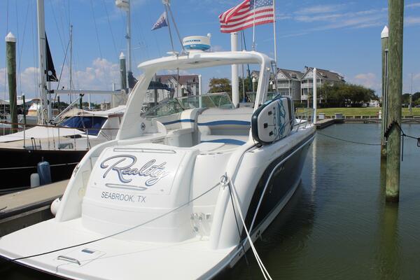 Reality 40ft Formula Yacht For Sale