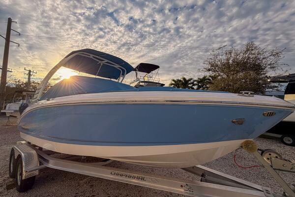 21ft Chaparral Yacht For Sale