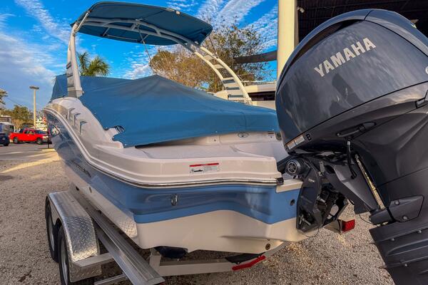 21ft Chaparral Yacht For Sale