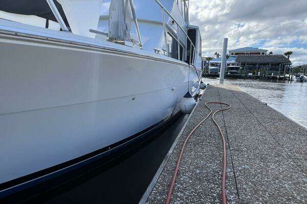 Viking 60 CPMY Yacht For Sale