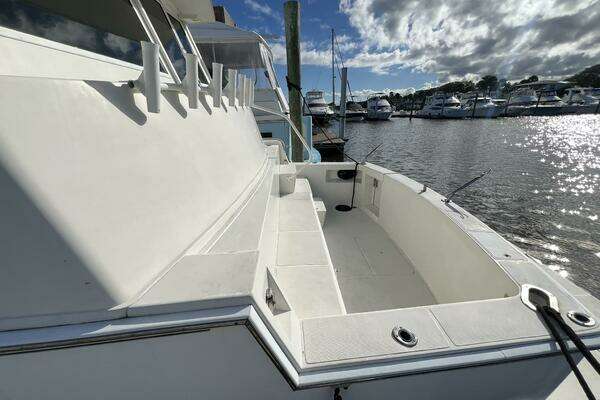Viking 60 CPMY Yacht For Sale