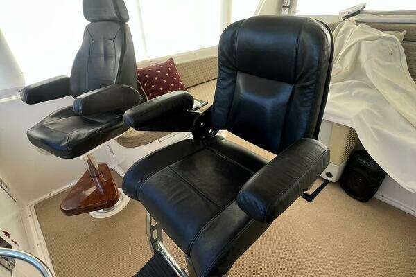 Viking 60 CPMY Yacht For Sale