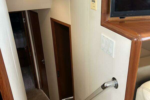 Viking 60 CPMY Yacht For Sale