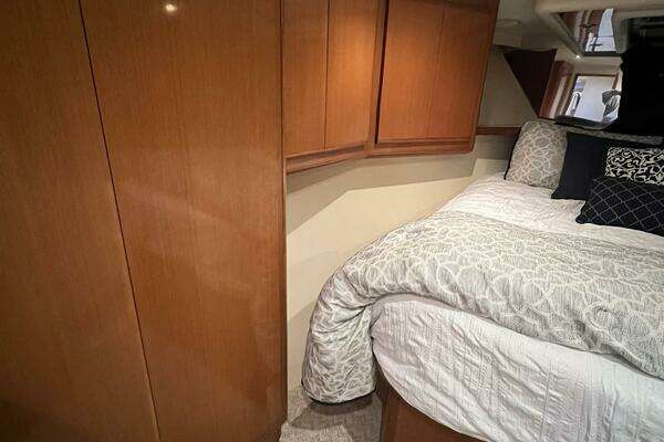 Viking 60 CPMY Yacht For Sale