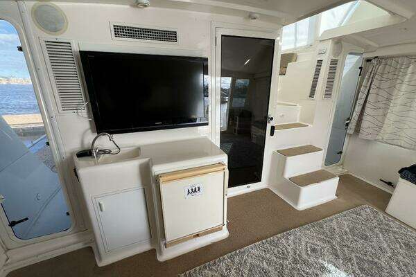 Viking 60 CPMY Yacht For Sale