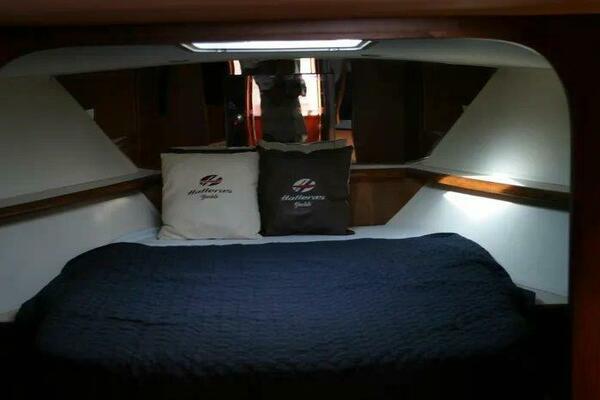 Ventus 39ft Hatteras Yacht For Sale