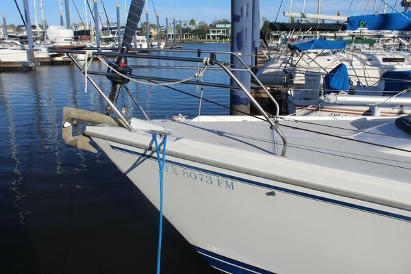 The One 42ft Catalina Yacht For Sale