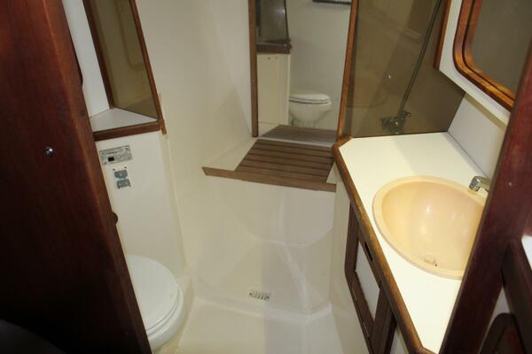 The One 42ft Catalina Yacht For Sale