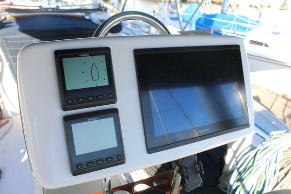 The One 42ft Catalina Yacht For Sale