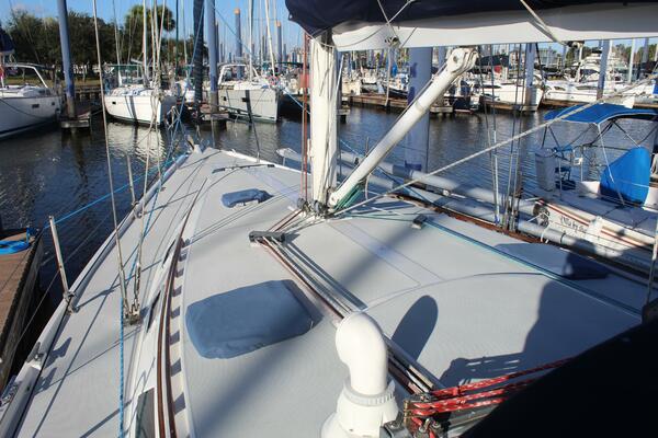The One 42ft Catalina Yacht For Sale