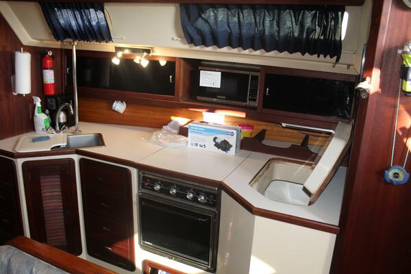 The One 42ft Catalina Yacht For Sale