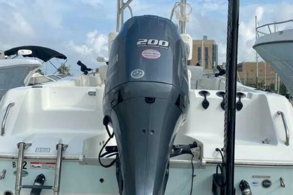 23ft Sea Hunt Yacht For Sale