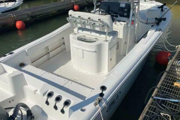 23ft Sea Hunt Yacht For Sale