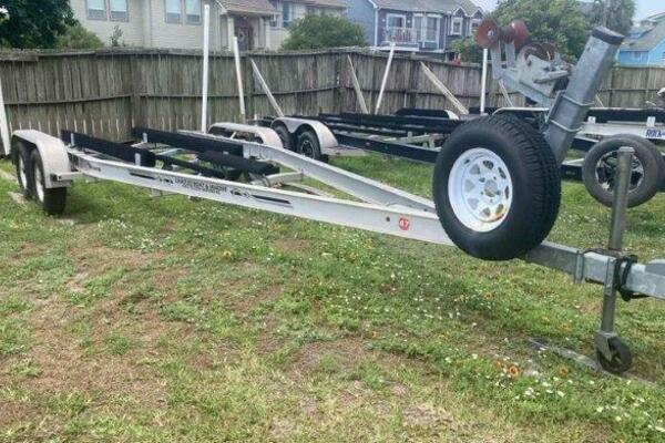 23ft Sea Hunt Yacht For Sale