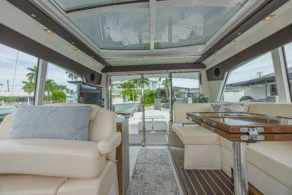 Cruisers Yachts 48 Cantius Yacht For Sale