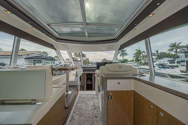 Cruisers Yachts 48 Cantius Yacht For Sale