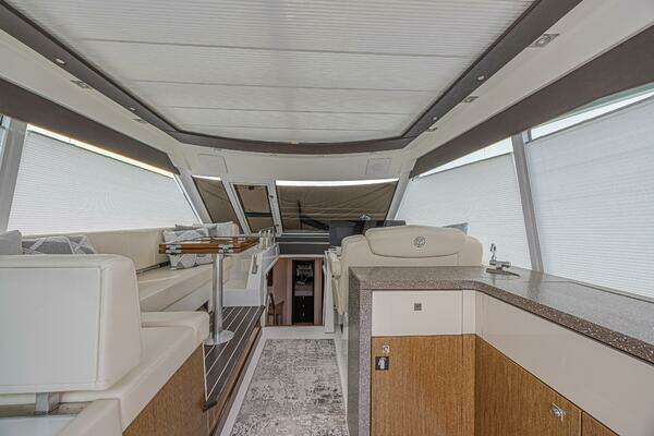 Cruisers Yachts 48 Cantius Yacht For Sale