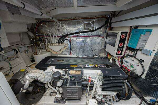 Cruisers Yachts 48 Cantius Yacht For Sale