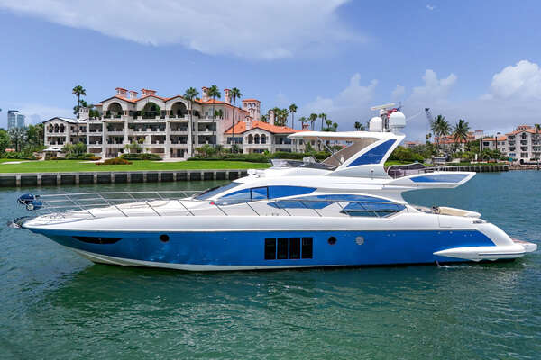 2012 Azimut 64