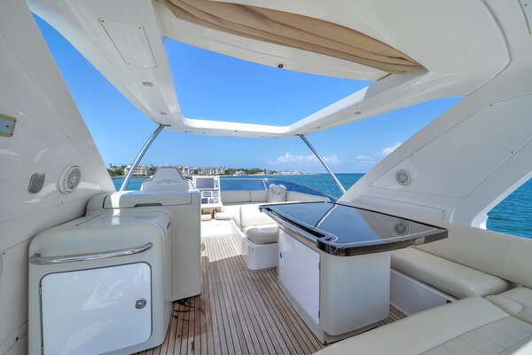 Azimut 64 FLY Yacht For Sale