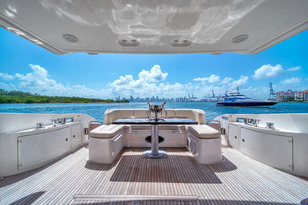 Azimut 64 FLY Yacht For Sale