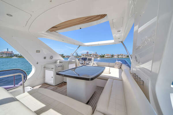 Azimut 64 FLY Yacht For Sale