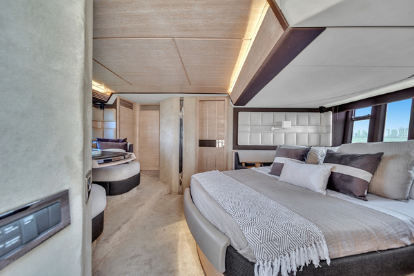 64ft Azimut Yacht For Sale