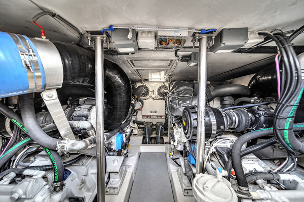 64ft Azimut Yacht For Sale