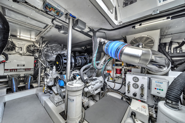 64ft Azimut Yacht For Sale