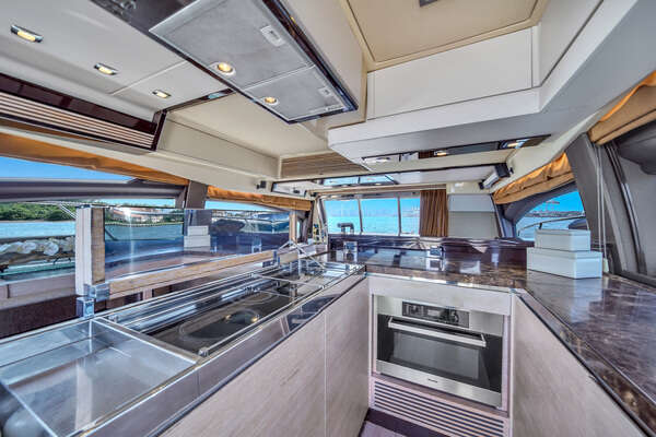 Azimut 64 FLY Yacht For Sale