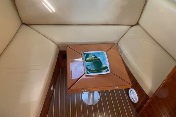 30ft Mainship Yacht For Sale