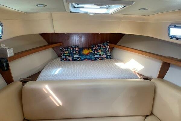 30ft Mainship Yacht For Sale