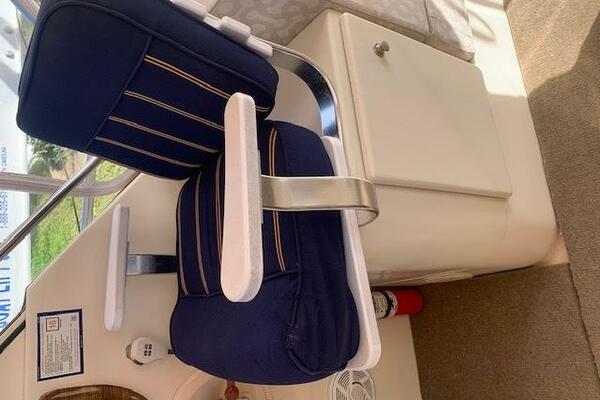 30ft Mainship Yacht For Sale