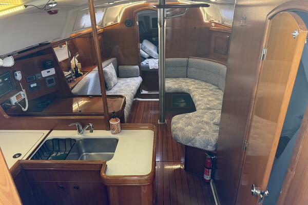 Sol Mates 36ft Beneteau Yacht For Sale