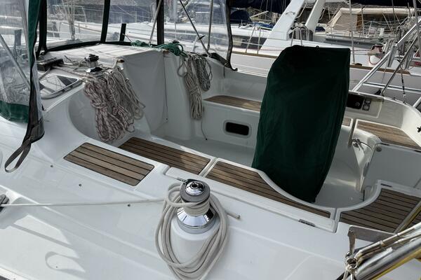 Sol Mates 36ft Beneteau Yacht For Sale