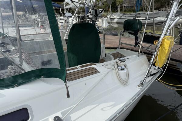 Sol Mates 36ft Beneteau Yacht For Sale