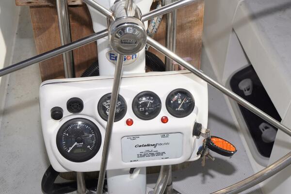 Beach Music 39ft Catalina Yacht For Sale