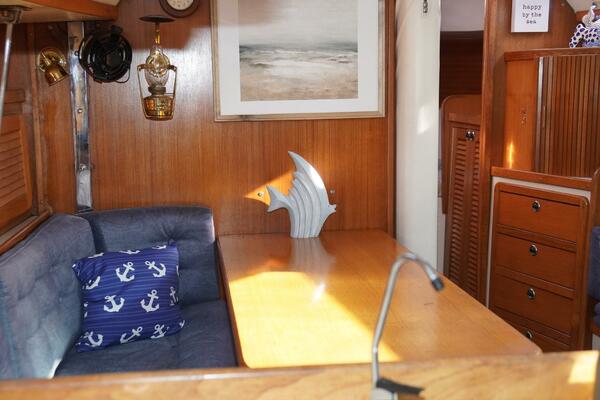 Beach Music 39ft Catalina Yacht For Sale