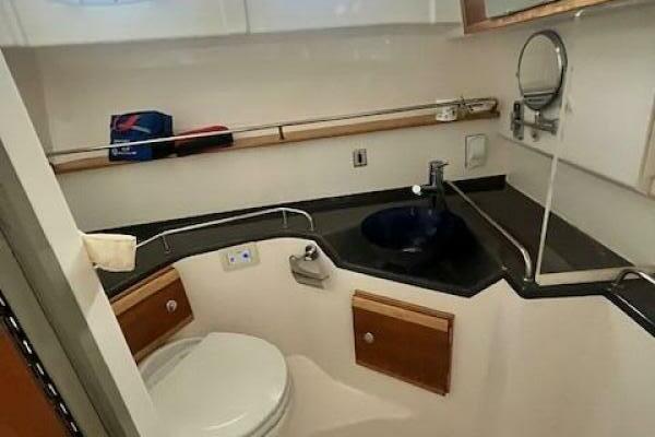 Yachtpuppy 32ft Cutwater Yacht For Sale