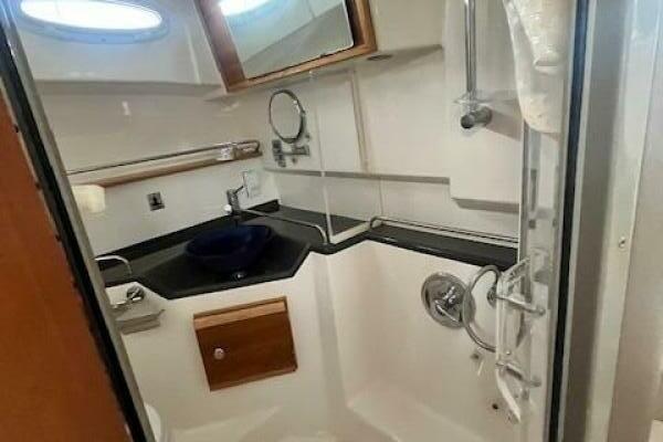 Yachtpuppy 32ft Cutwater Yacht For Sale