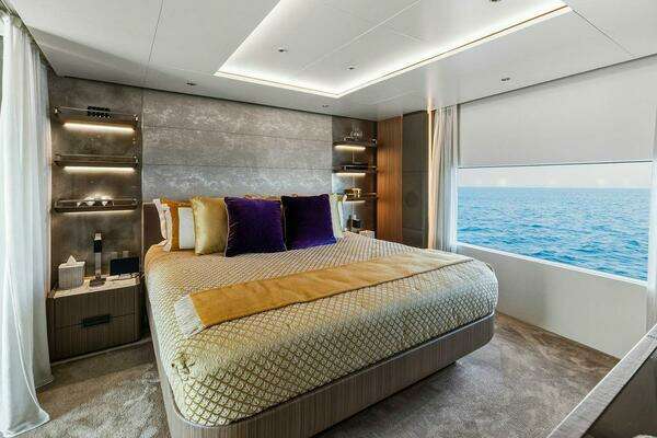 Custom Line CL120 Yacht For Sale