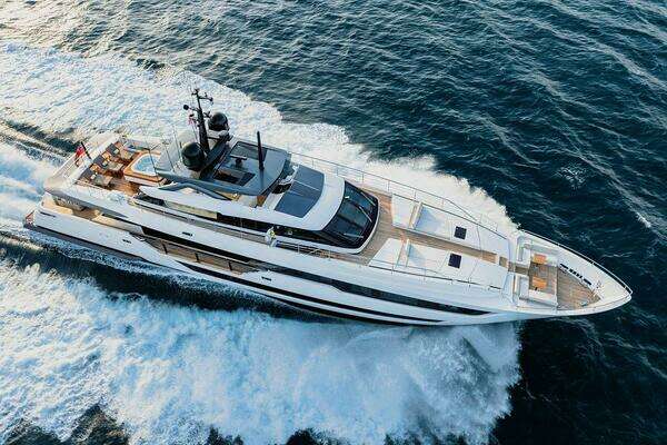 Custom Line CL120 Yacht For Sale
