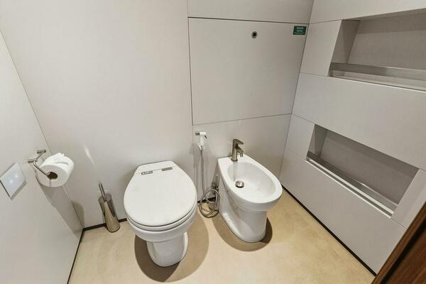 RANDY BETH 120ft Custom Line Yacht For Sale