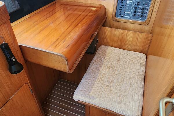 Long Reach 48ft Feeling Yacht For Sale