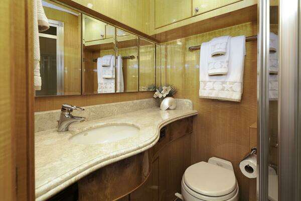 Hargrave Custom 68 open Flybridge Yacht For Sale