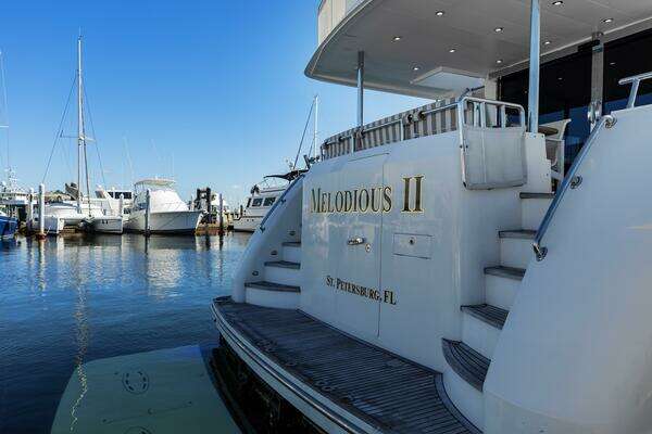 Hargrave Custom 68 open Flybridge Yacht For Sale