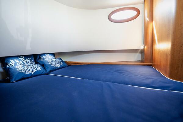 Southern Ground 38ft Winter Custom Yachts Yacht For Sale