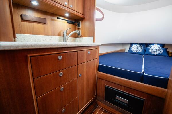Southern Ground 38ft Winter Custom Yachts Yacht For Sale